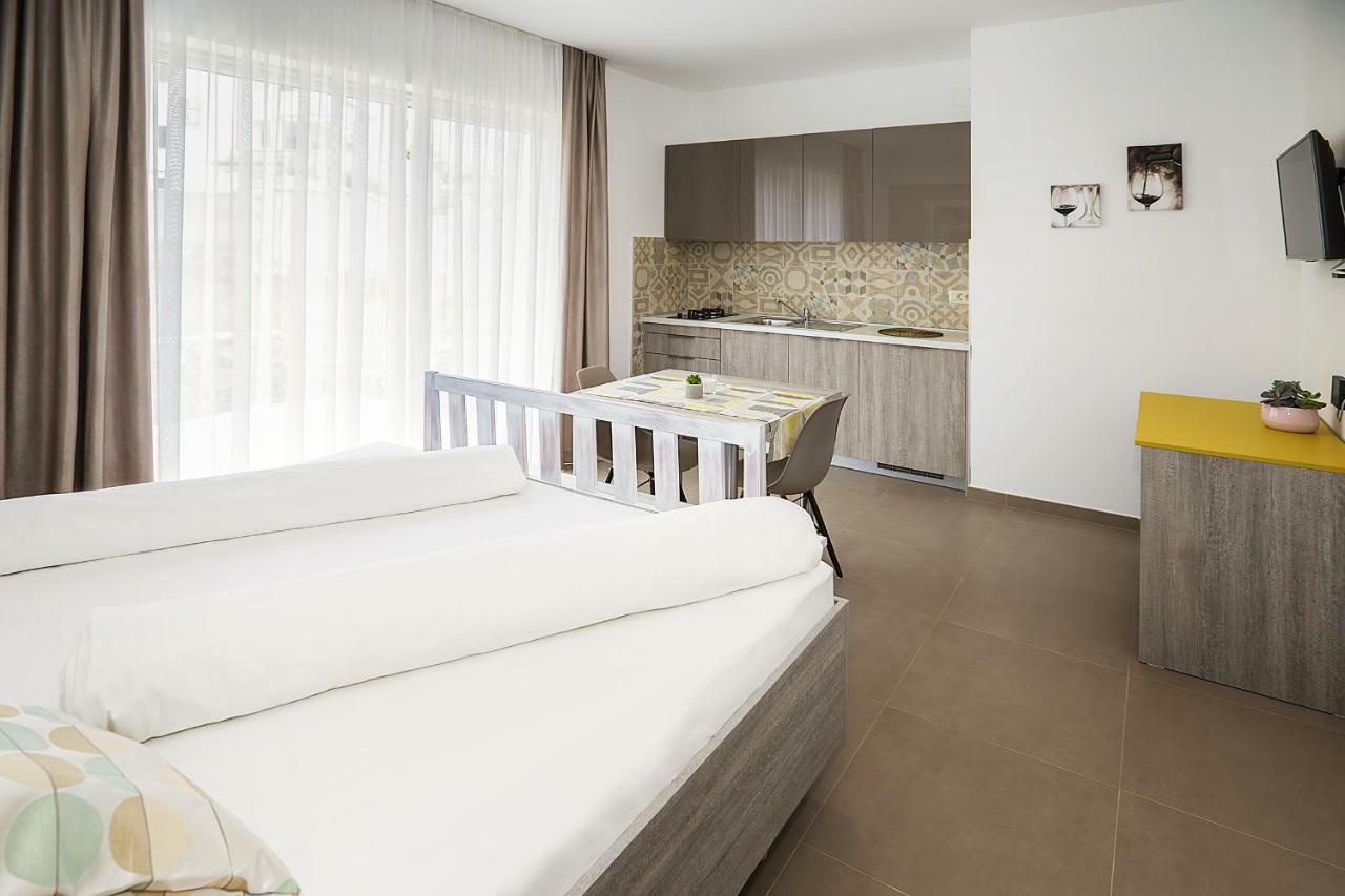Apartments Capic Niko Baška Екстериор снимка