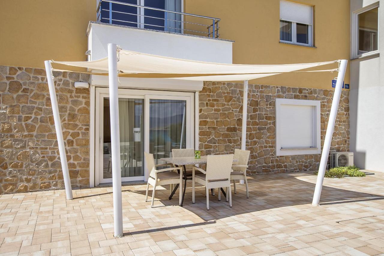 Apartments Capic Niko Baška Екстериор снимка